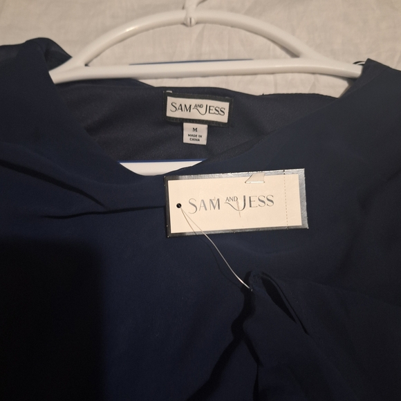 Sam and Jess Navy Blouse - Picture 5 of 8